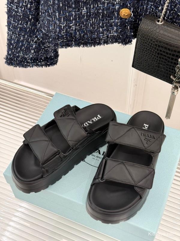 2025 Women Prada Black Leather Slippers
