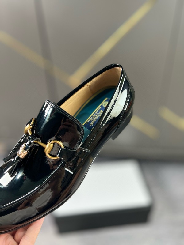 2024 Men Gucci Black Leather Loafer MJ00280