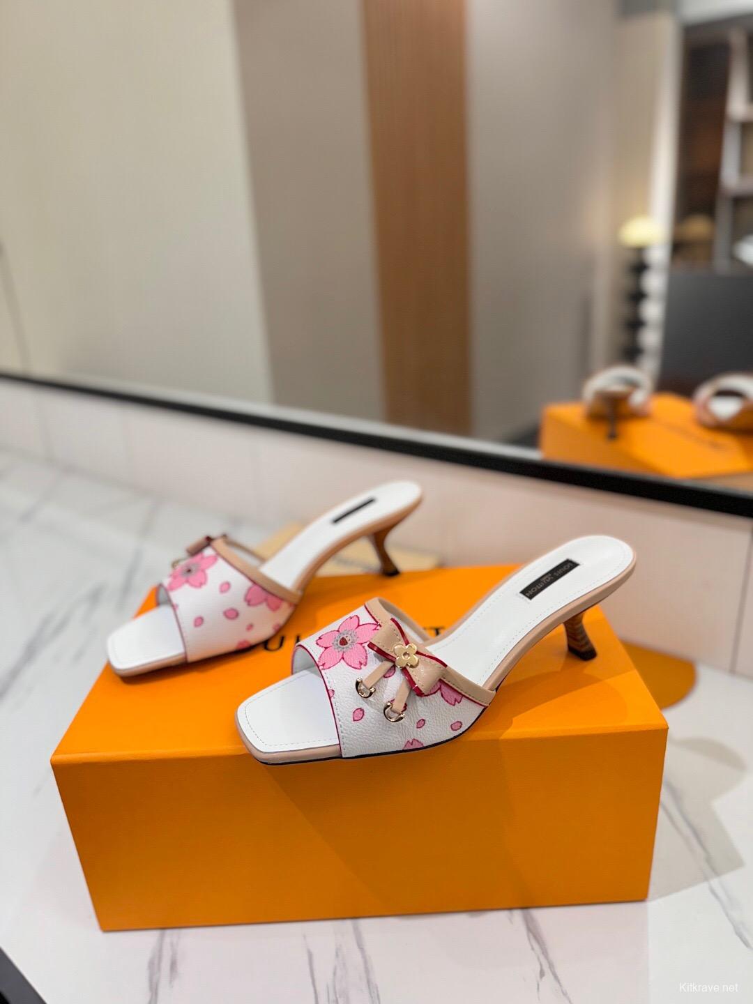 2025 Women LV White Pink Leather Floral Sandals