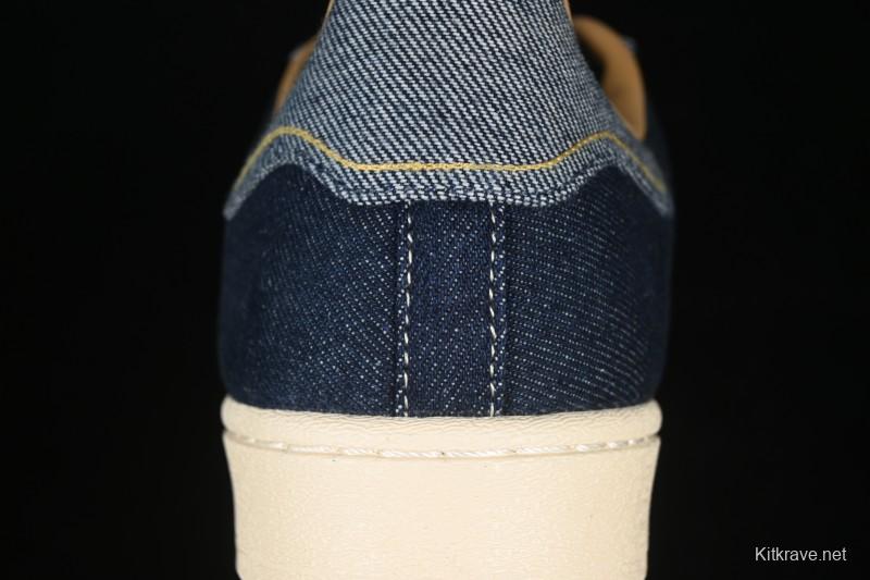 Adidas Superstar 82 Casual Sneakers with Shell Toe Design - JH5577