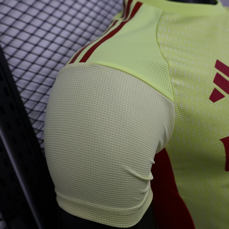 Player Version 25/26 Arsenal Home Yellow Goalkeeper Jersey