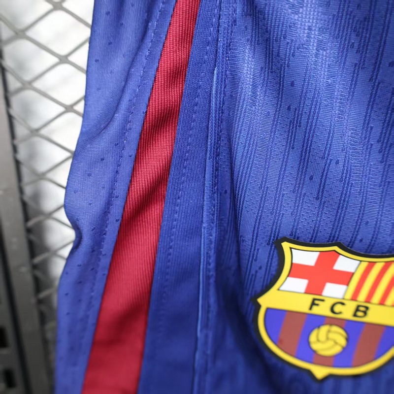 Player Version 25/26 Barcelona Home Shorts