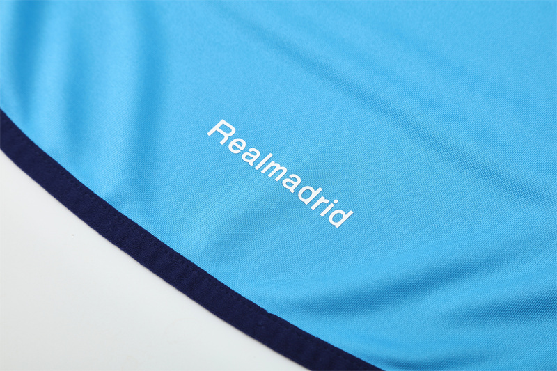 Retro 05/06 Real Madrid Light Blue Half Zipper Jacket