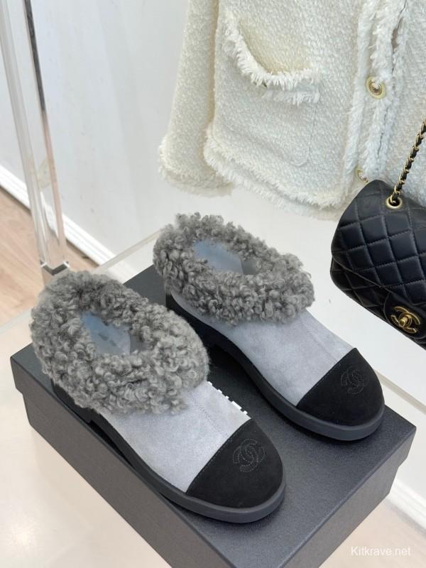 Chanel 2025/SS Double C Color-Block Shearling Snow Boots - KFY00270