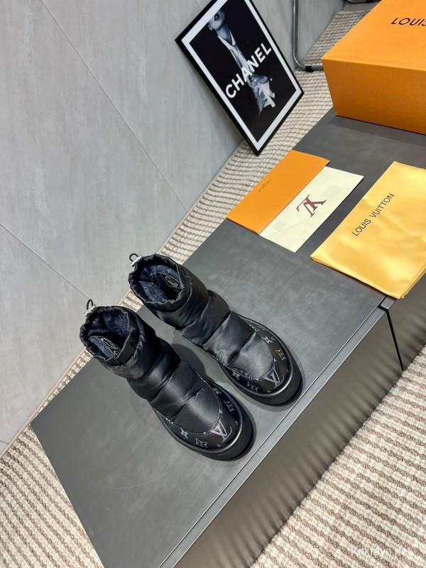Louis Vuitton Fall/Winter 2025 Snow Boots Series Round Toe Thick Sole Down-Filled Snow Boots - KFY00310