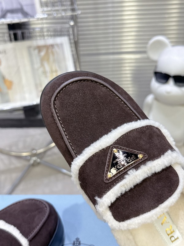 Prada SS25 Early Spring Fur Slippers with Rubber IP Ultra-Light Foam Sole - KFY00280