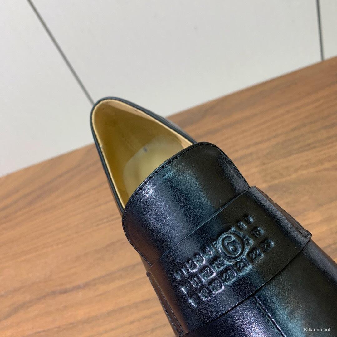 Maison Margiela SS 2025 Retro Slim-Fit Loafers - KFY00320