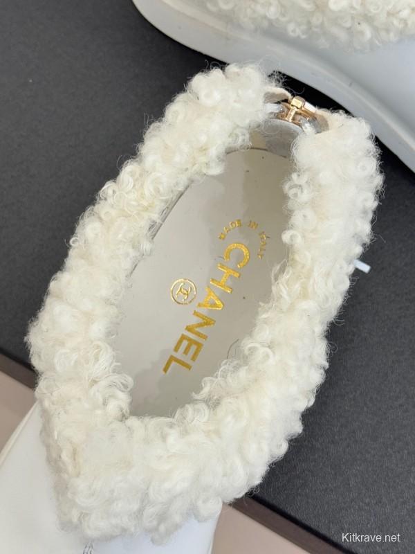 Chanel 25K Series Two-Tone CC Fur Snow Boots - KFY00270