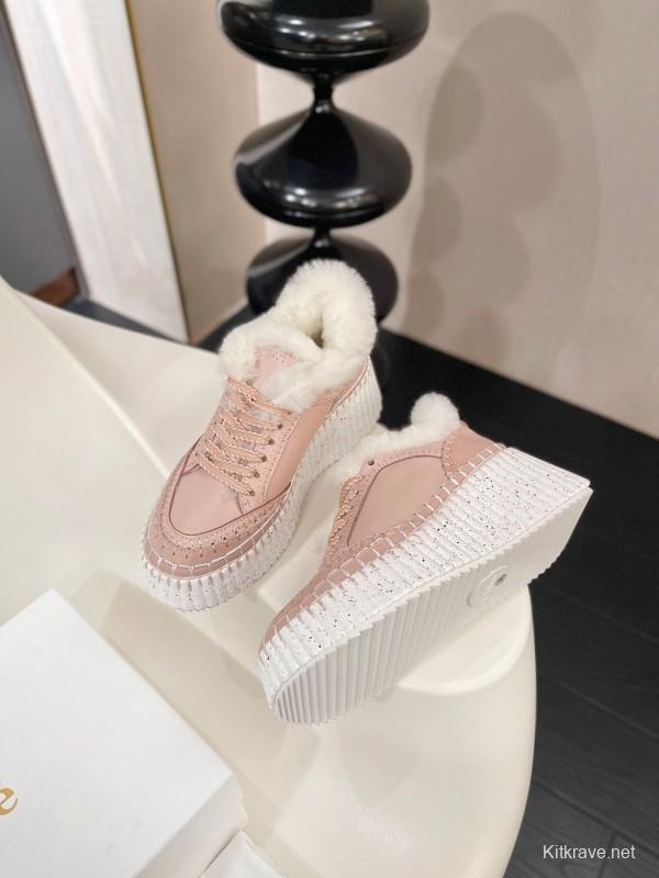 Chloe 2025 SS Casual Shoes with Lightweight Rubber Foam Sole - LY00420