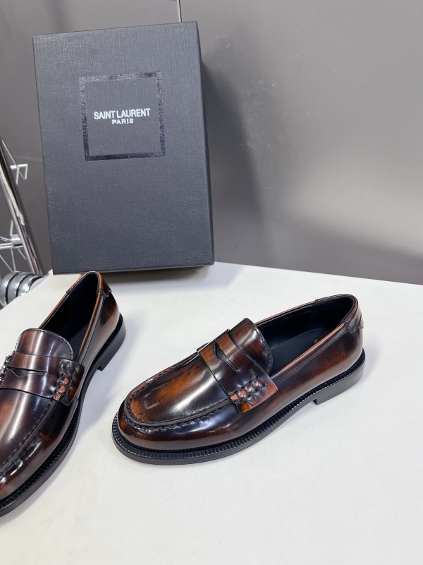 Saint Laurent Classic Loafer Flats - KFY00350