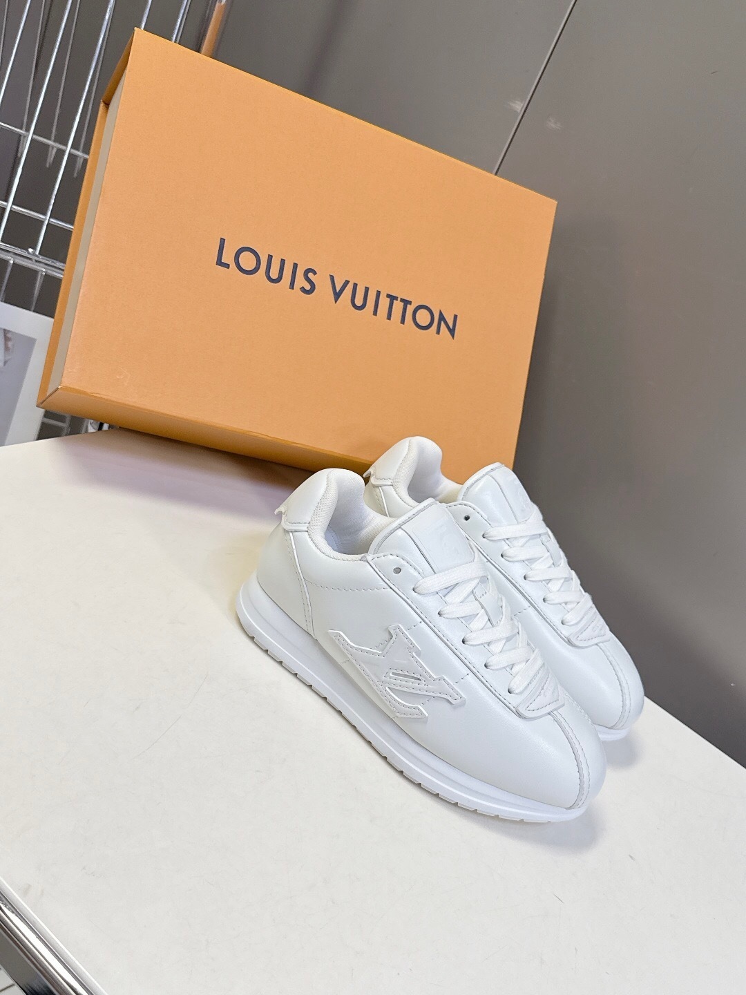Louis Vuitton LV x Pharrell Williams Runway Platform Sneakers Retro Running Shoes - KFY00380