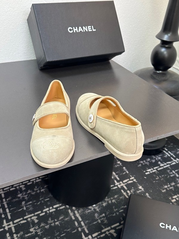 Chanel 2025 SS Classic Quilted Slide Sandals - KFY00280