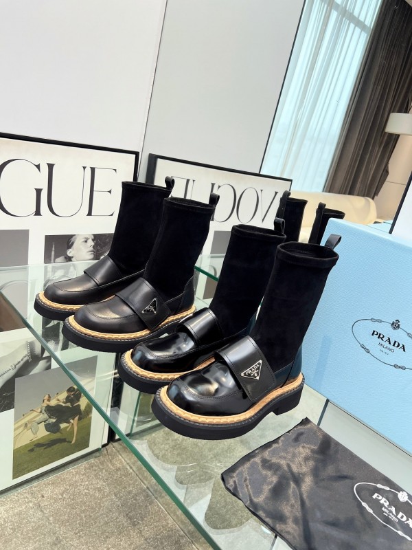 Prada Infinite Versatile Ankle Boots for Women - LY00300