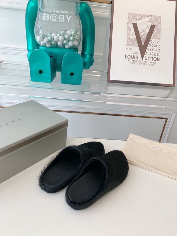 Marni 2025/SS Mule Shoes with Pony Hair - LY00