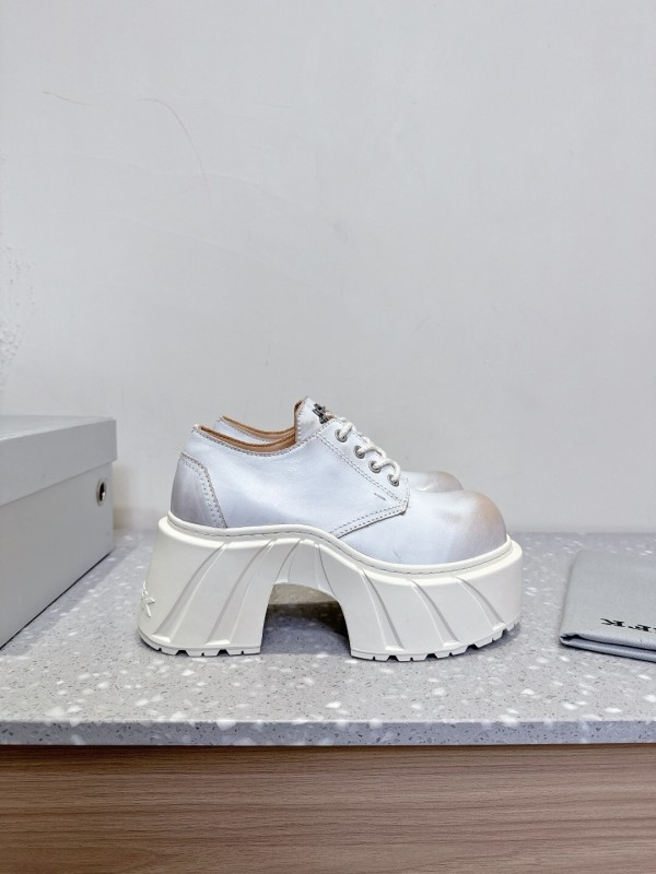 SMFK 2025SS Derby Shoes with Thick Sole Platform - LY00260