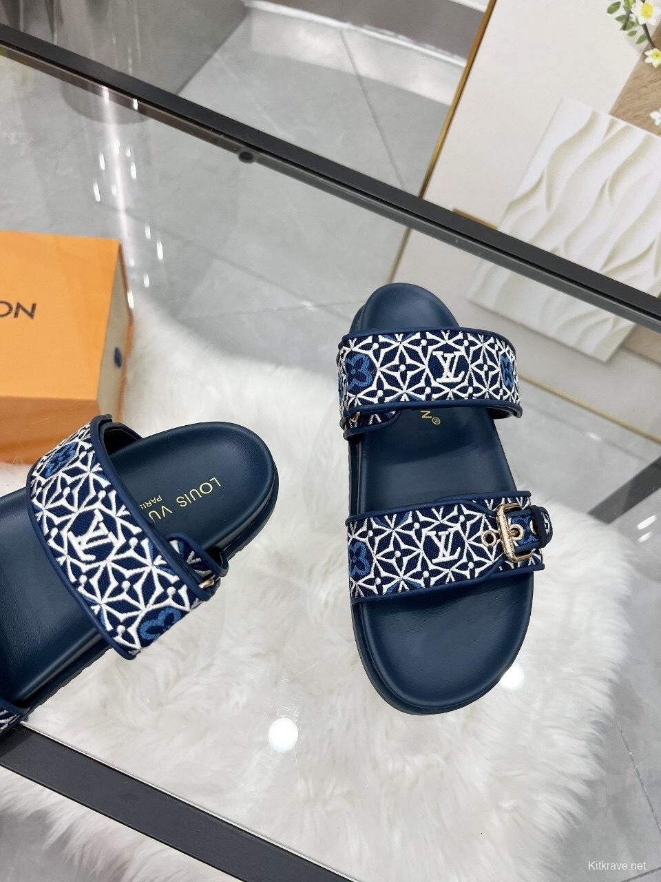 Louis Vuitton Spring/Summer 2025 New Slippers with Embroidered Design and 4cm Platform - LY00250