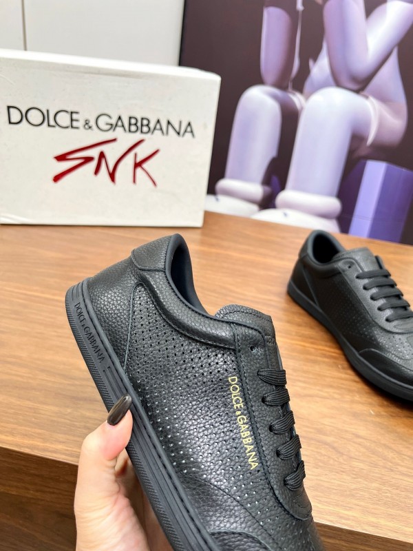Dolce & Gabbana 2025 SS Casual Shoes with Exaggerated Fashion Style - AS00270