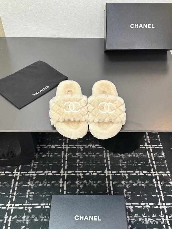 Chanel 2025 SS Classic Fluffy Slippers - LY00250