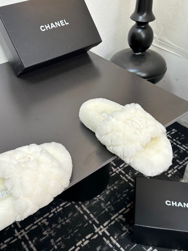 Chanel 2025SS Fashion Fur Slippers - LY00250