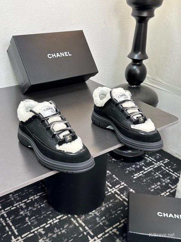 Chanel Spring/Summer 2025 Runway Thick Sole Sneakers - LY00320