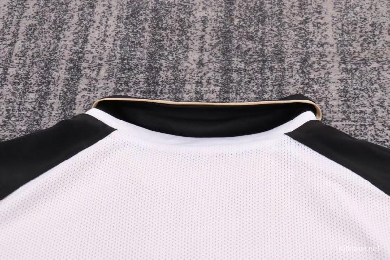 Retro Kids 01/02 Manchester United Centenary White Reversible Jersey
