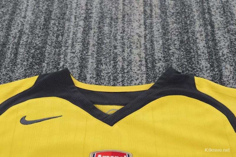 Retro 05/06 Arsenal Away Jersey