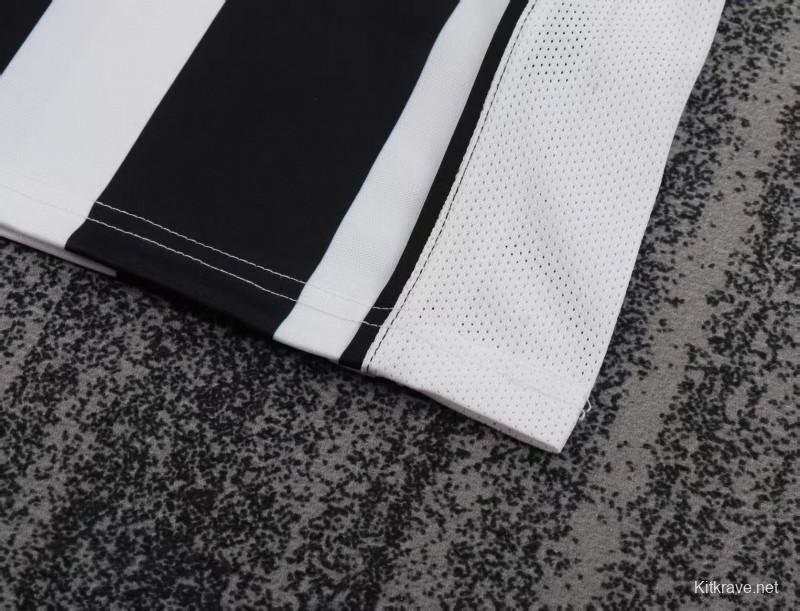 Retro Kids 04/05 Juventus Home Jersey