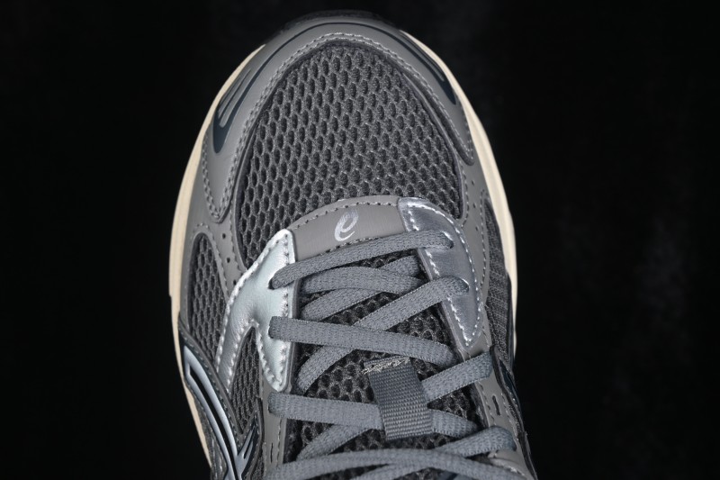 Asics Tiger GEL-1130 Retro Low-Top Running Shoes with GEL Cushioning - 1201A256-026
