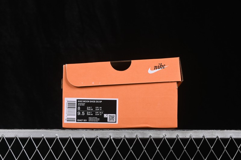 Nike Moon Shoe SP Lifestyle Low-Top Sneakers with Thin Sole - II0407-001