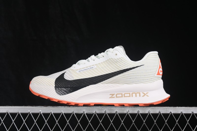 Nike ACG Ultrafly Trail Running Shoes with Responsive Cushioning - HF5668-101