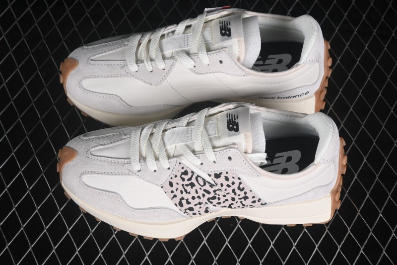 New Balance 327 Retro Casual Running Shoes with Trail-Inspired Design - MS327ANA