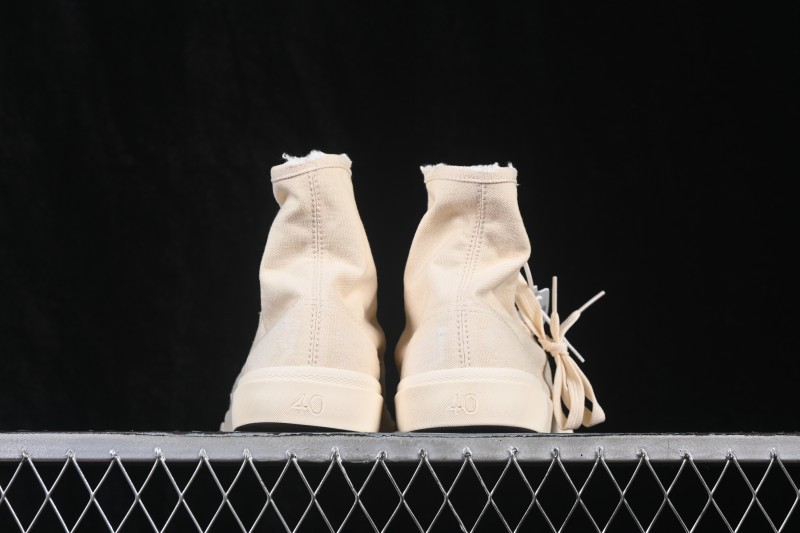 Balenciaga Paris Low Top Distressed High-Top Lace-Up Fashion Sneakers - W3RC49090
