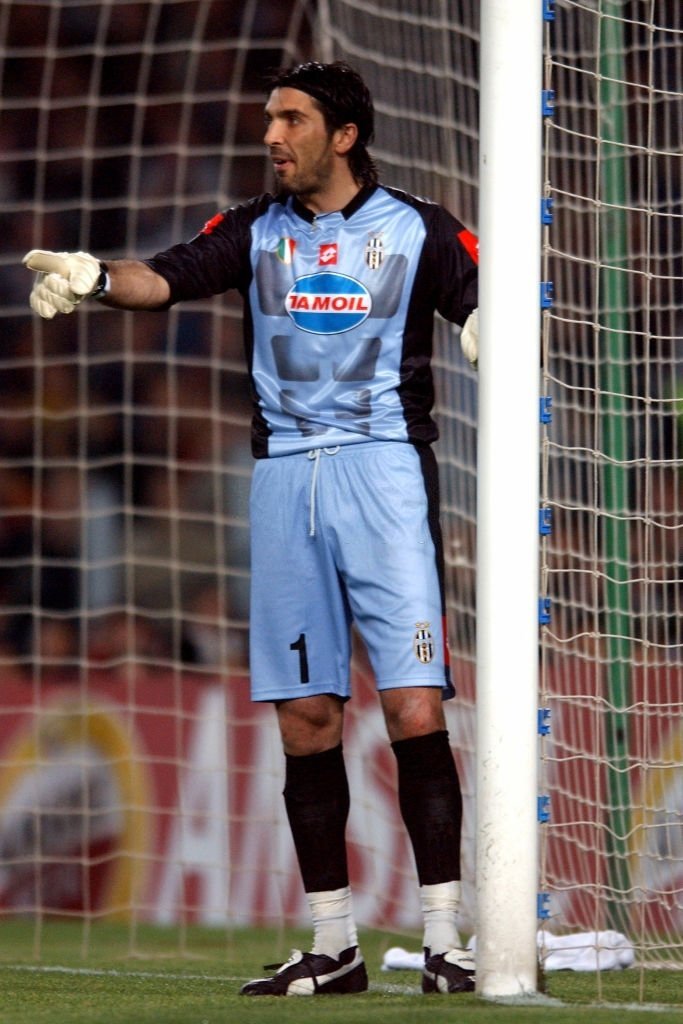 Retro 02/03 Juventus Goalkeeper Blue Jersey Worn By Buffon