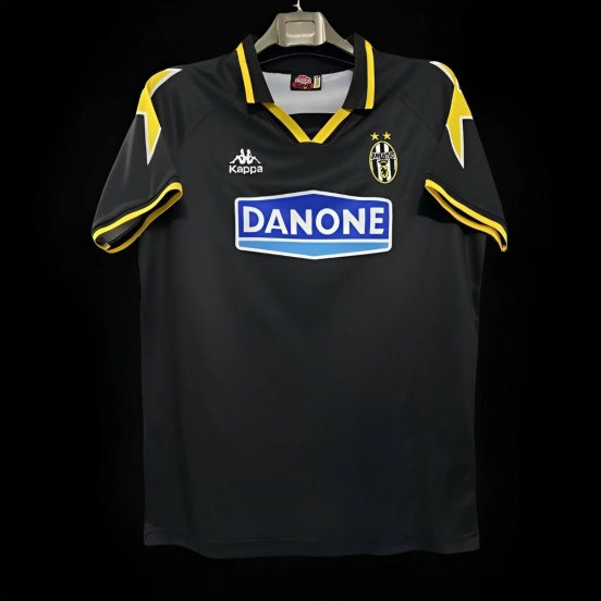 Retro 94/95 Juventus Third Black Jersey
