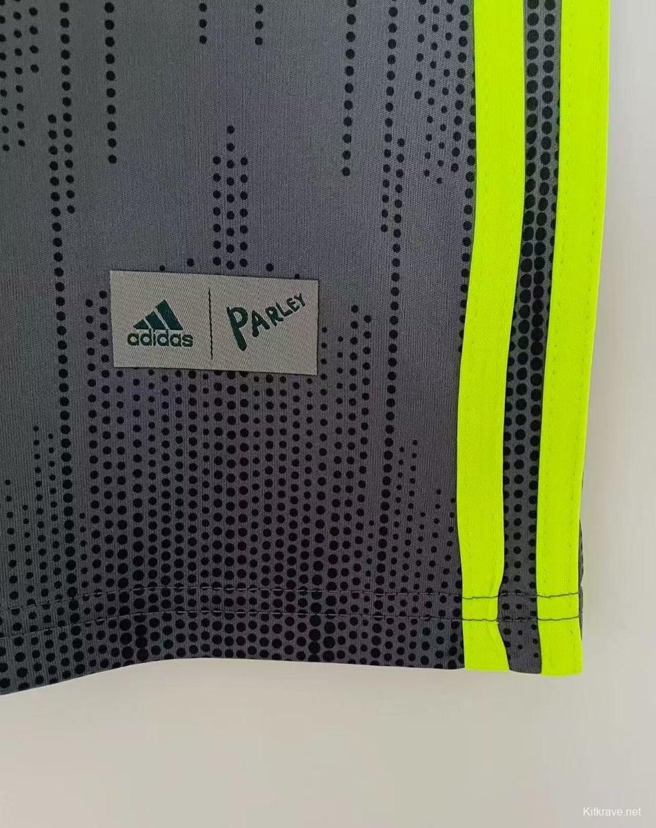 Retro 18/19 Juventus Third Jersey
