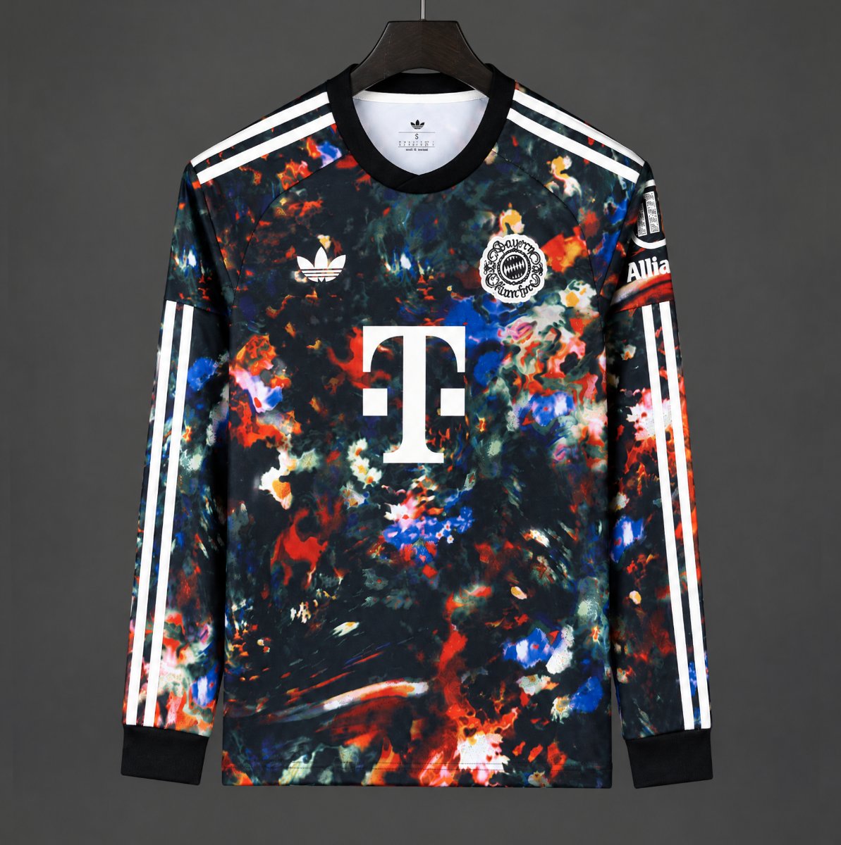 26/27 Bayern Munich Oktoberfest Version Long Sleeve Black Jersey